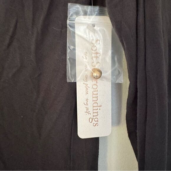 Soft Surroundings Faux Wrap Bouschet Top Size Petite XL - Picture 8 of 8